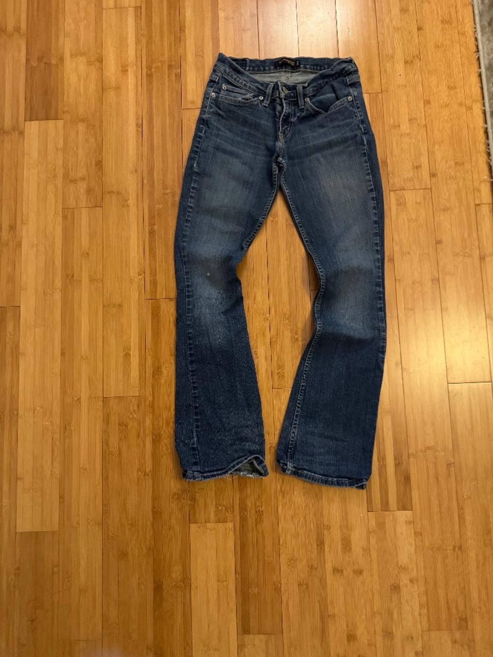 Levi's 524 Too Superlow Jeans